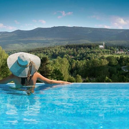 Happy Valley Resort שצ'קלארסקה פוראובה מראה חיצוני תמונה